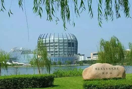 东华大学
