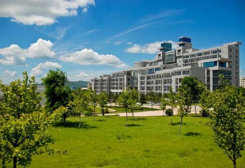 辽宁工业大学