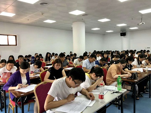 深圳成考考试可以抄吗 可以带手机或者小册子在考场抄答案吗_www.epx365.cn