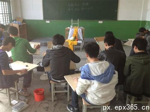 陕西科技大学：成考艺术类专业加试现场_www.epx365.cn