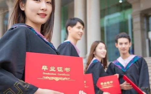 过来人分享：成考大专考什么？成考教材需要自己买吗？