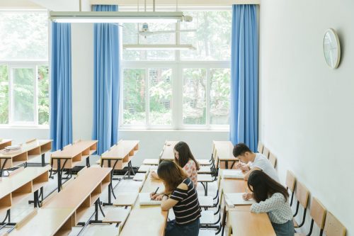 网络教育本科和自考本科是一样的吗？