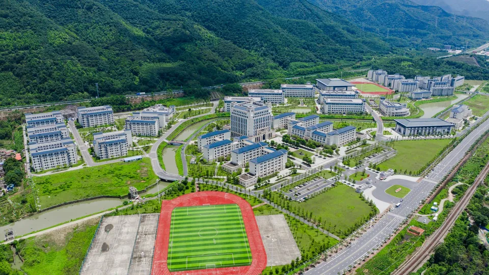 肇庆医学院资料图