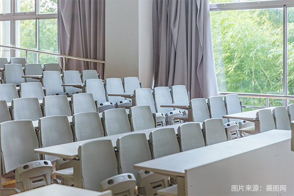 广州番禺职业技术学院位置,广州番禺职业技术学院中专分数线