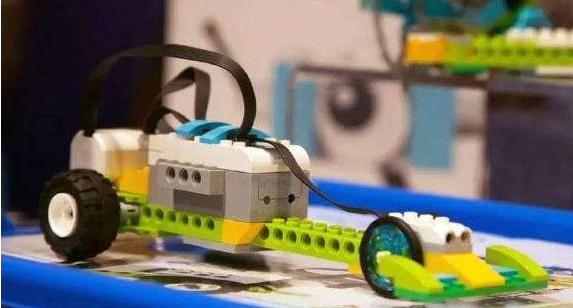 机器人编程教育就是搭建积木吗？_www.epx365.cn