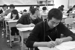 现代大龄成考生要学会考试